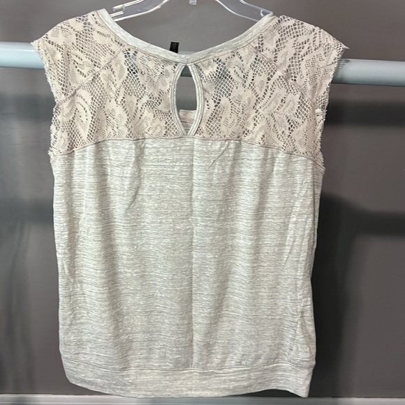 Full Tilt Medium Burnout lace sleeveless shirt - Picture 6 of 7